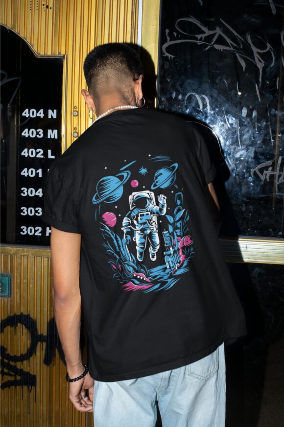 SPACE WALK T-SHIRT