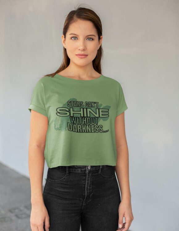 GREEN TYPOGRAPHY CROP T-SHIRT