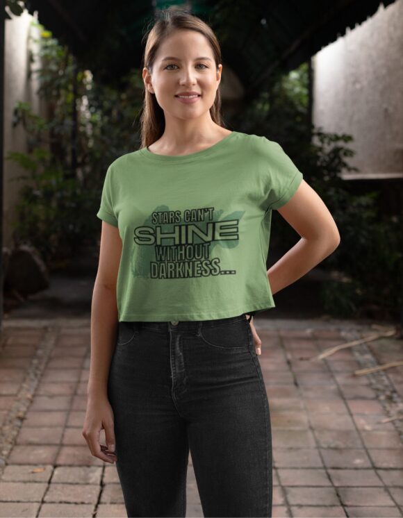 GREEN TYPOGRAPHY CROP T-SHIRT - Image 2