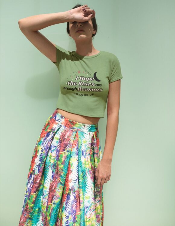 LOOK UP TYPOGRAPHY CROP T-SHIRT - Image 6