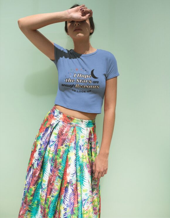 LOOK UP TYPOGRAPHY CROP T-SHIRT - Image 8